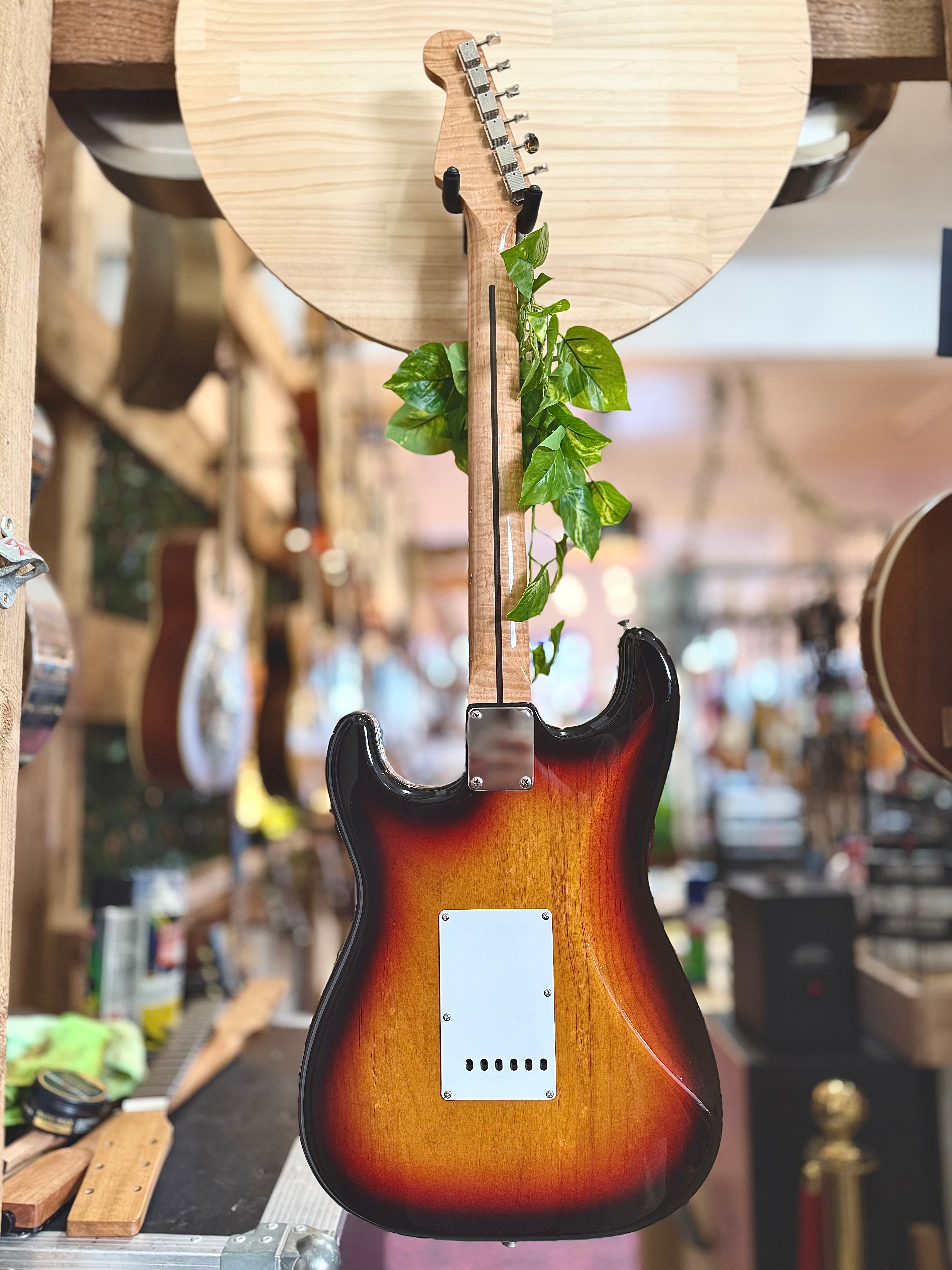 Fender | Stratocaster | Partscaster | Dimarzio Pickups | Pre-Loved Fender | Stratocaster | Partscaster | Dimarzio Pickups | Pre-Loved